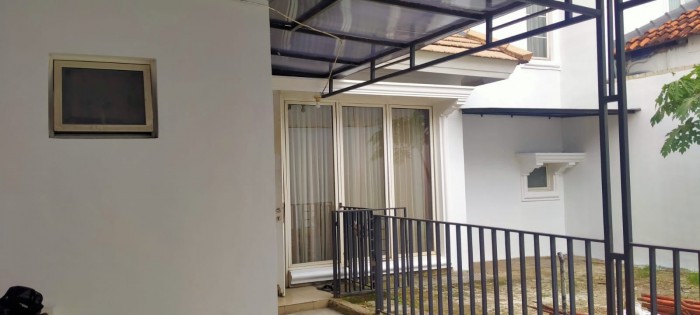 Rumah Disewakan di Cluster Oakwood Lippo Cikarang